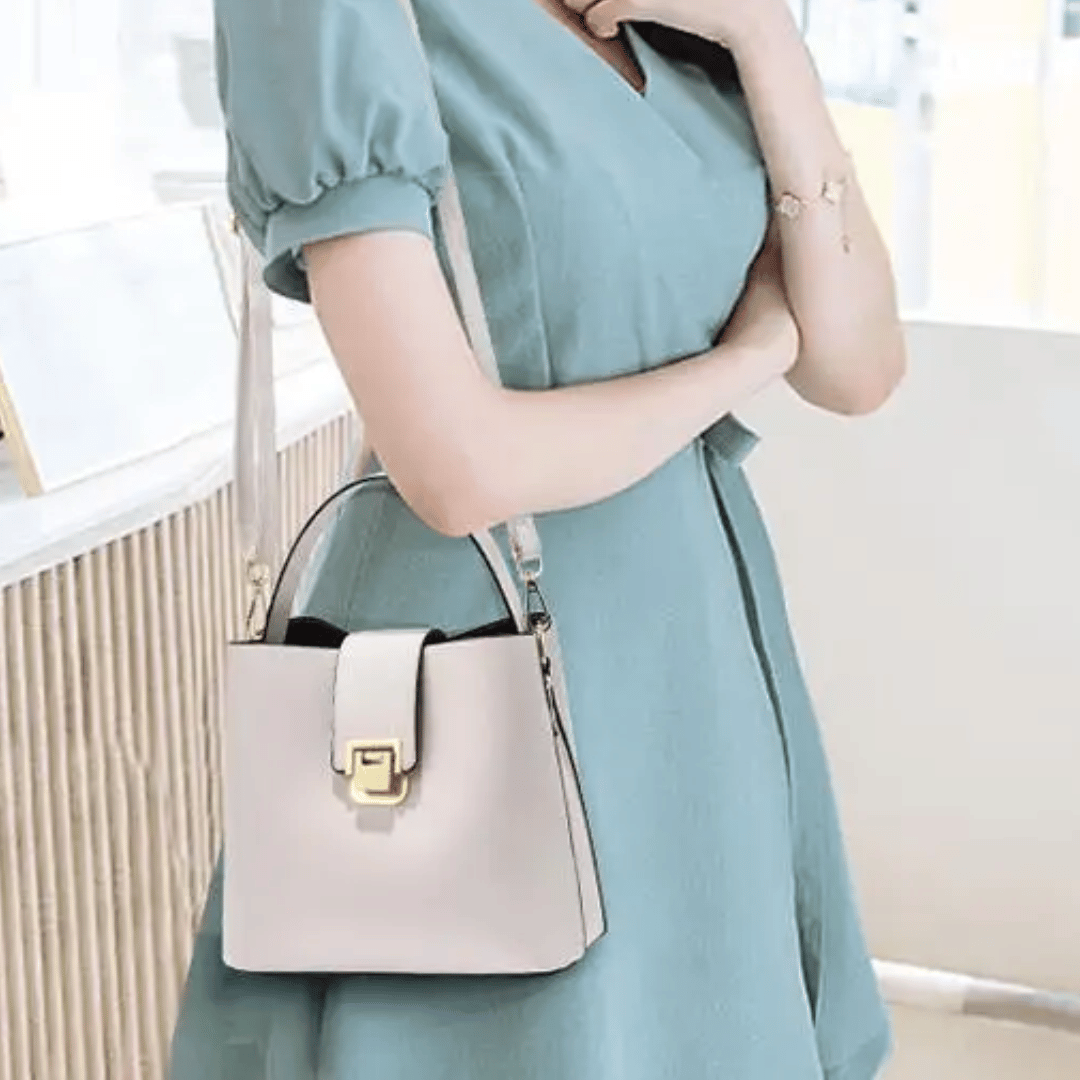Samara Filipe bag in smooth leather