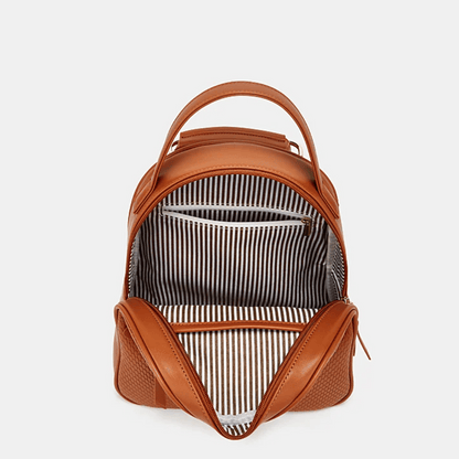 Amanda Salles Leather Backpack Kit