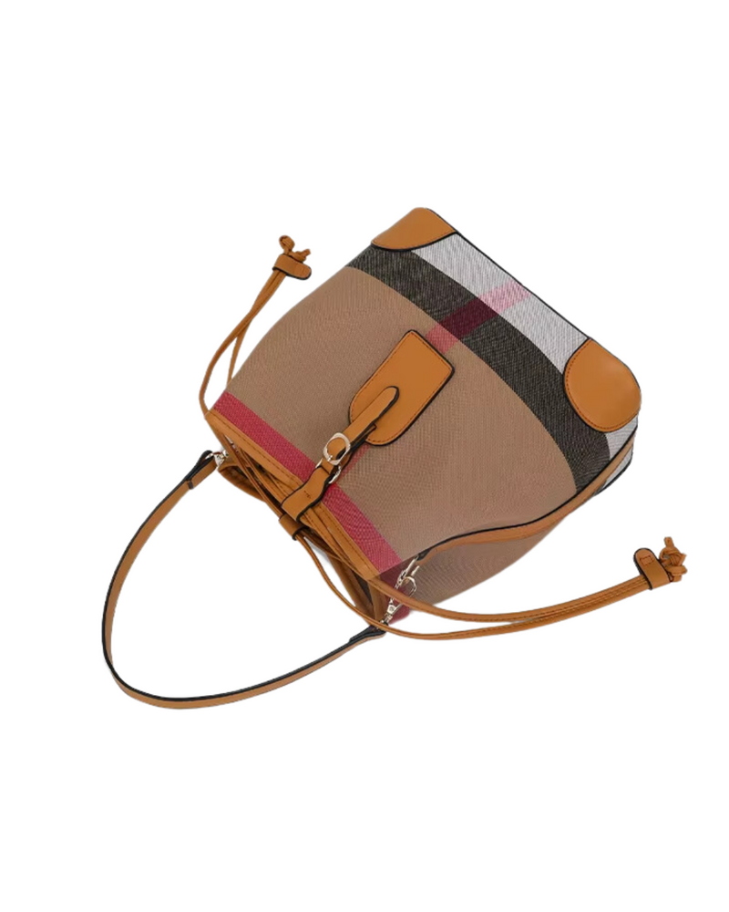 Suzy leather bag