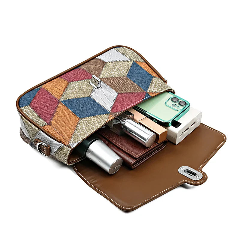 Maria bag in leather with Geometric print