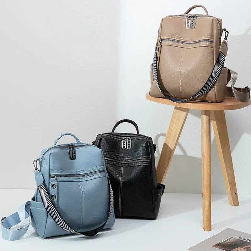 Pocket leather backpack with double strap